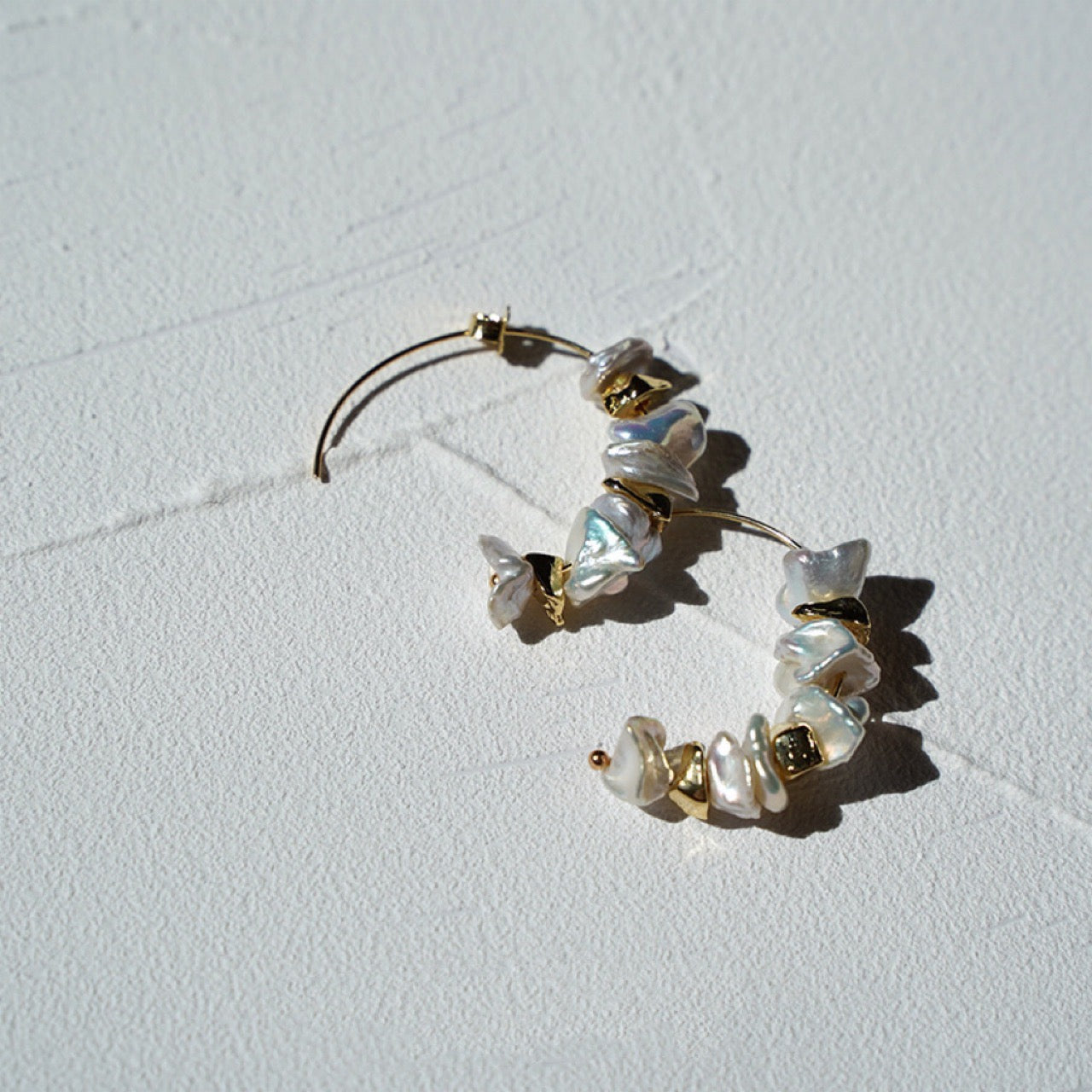 361-Natural Baroque Pearl Silver and Gold Fragment Hoop Earrings Vacations Gift For Her