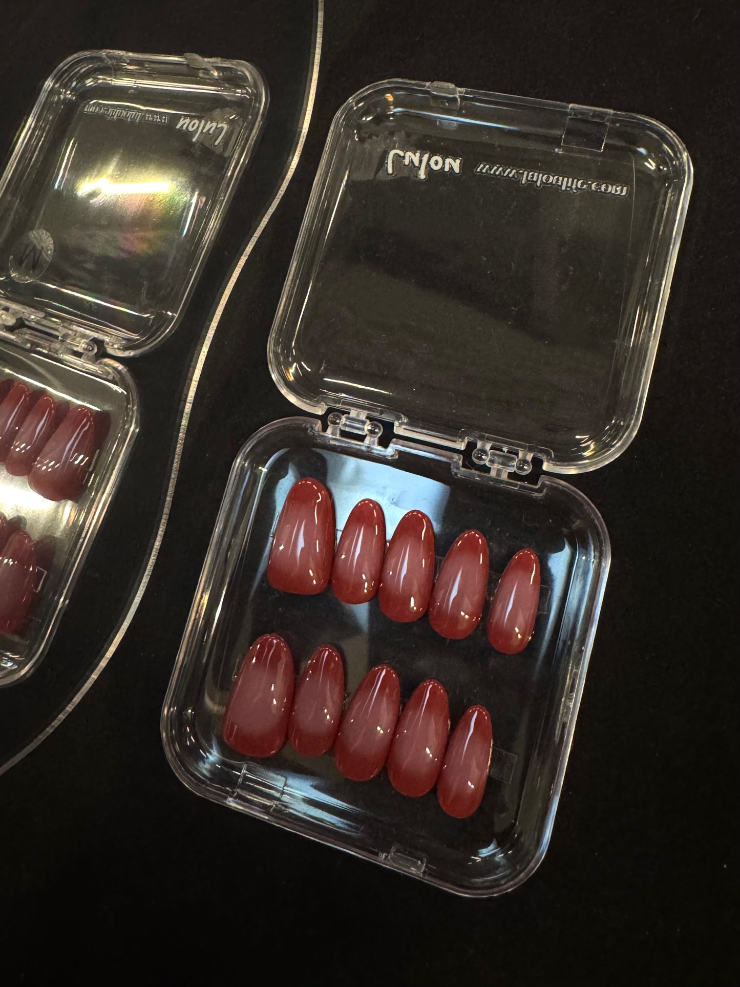 Lulou Magenta Ombré Almond Press on Nails 10PCS REUSABLE Handmade Acrylic Fake Nails Gradient Purple-Pink Trend 2025