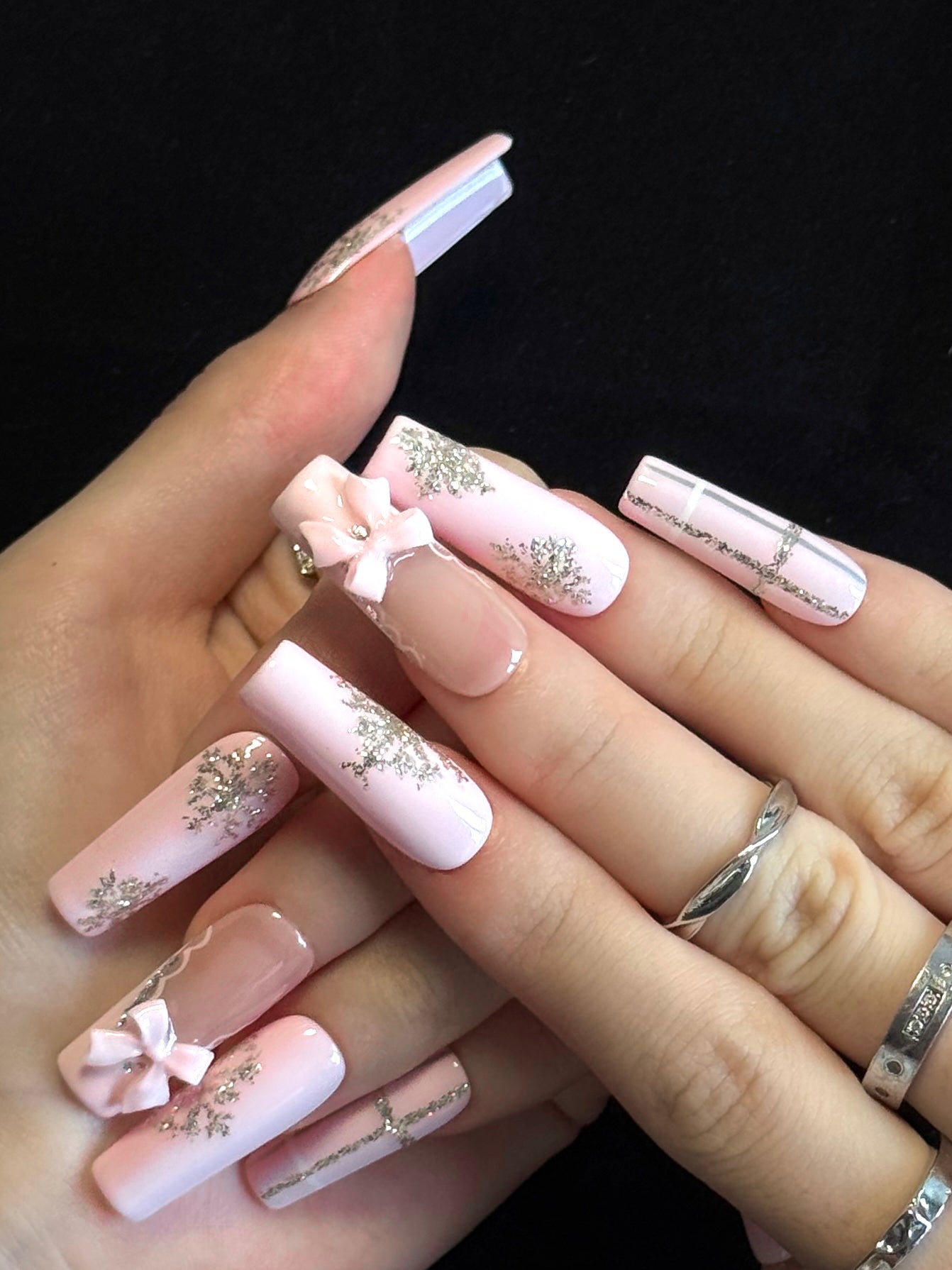 Lulou Blush Bow Ballerina Press on Nails Pink Glitter Bows 10PCS REUSABLE Handmade Acrylic Fake Nails 3D Charm Trend 2025