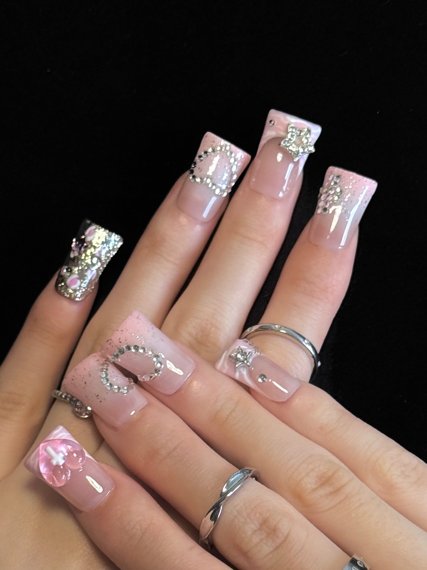 Lulou Crystal Kiss Short Duck Press on Nails Blush Hearts Diamond 10PCS REUSABLE Handmade Acrylic Fake Nails Sweet Sparkle Trend 2025