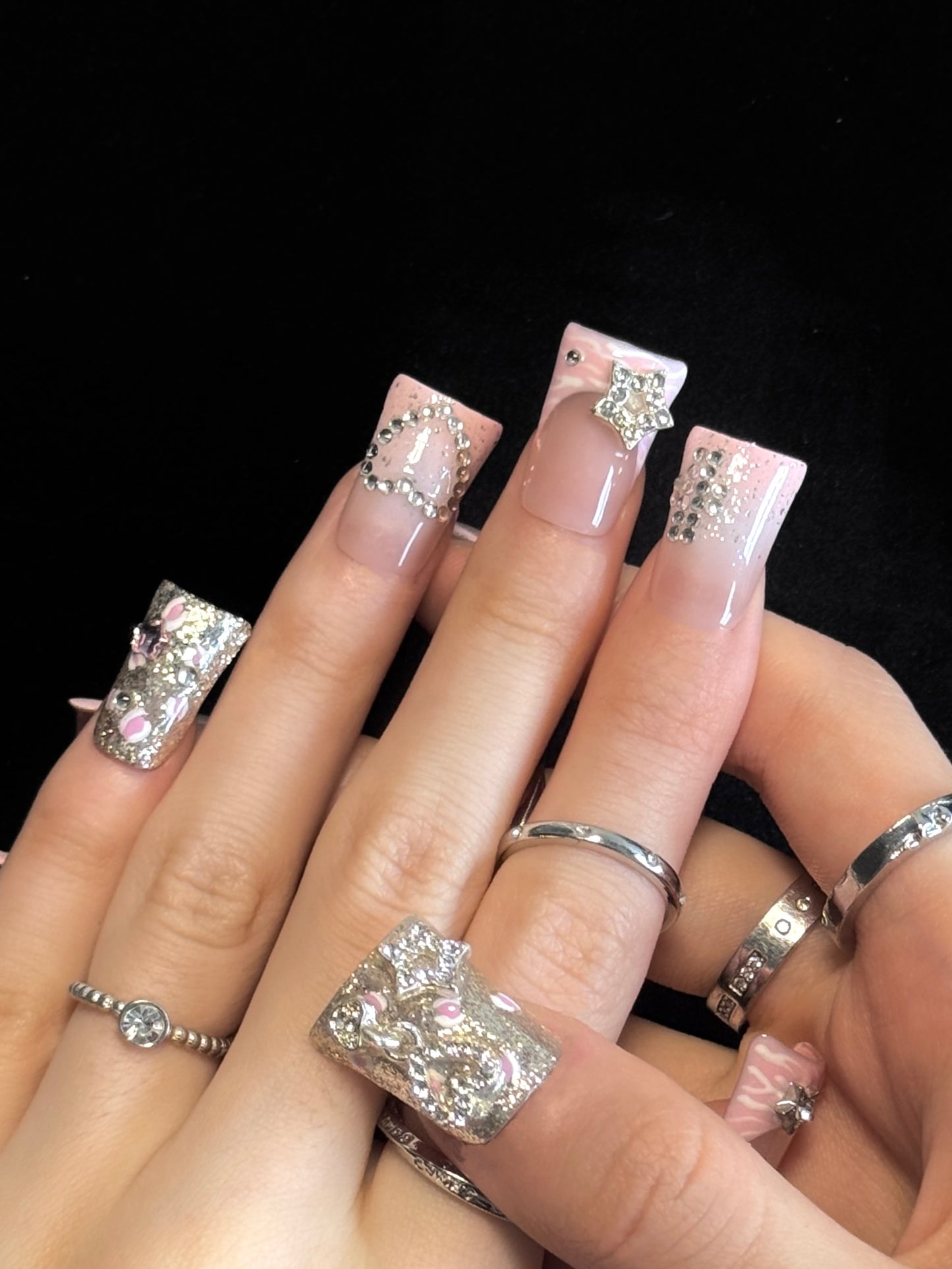 Lulou Crystal Kiss Short Duck Press on Nails Blush Hearts Diamond 10PCS REUSABLE Handmade Acrylic Fake Nails Sweet Sparkle Trend 2025