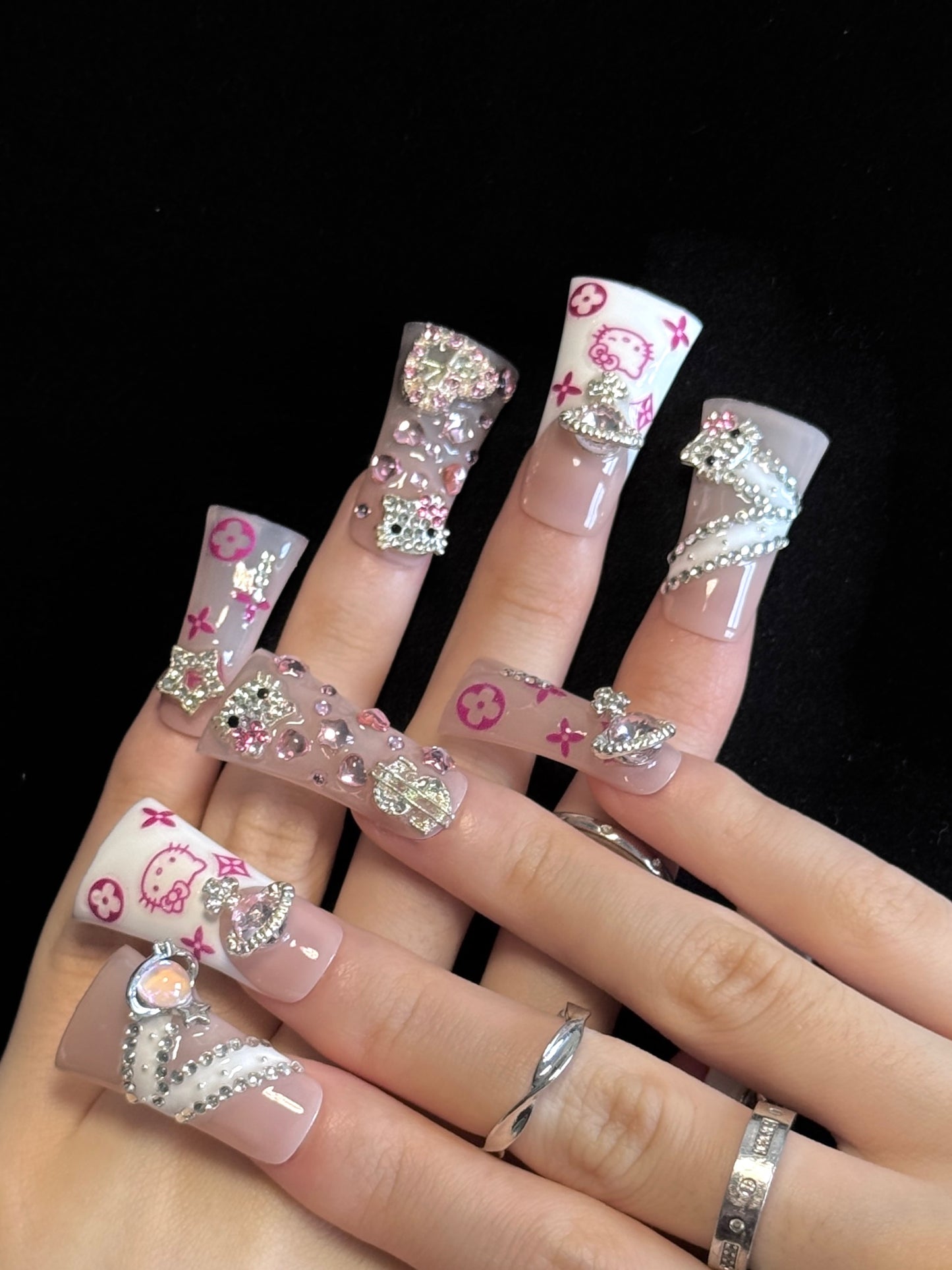 Lulou Love Spark Long Duck Press on Nails Pink Hello Kitty Rhinestone Glam 10PCS REUSABLE Handmade Acrylic Fake Nails Dazzling Trend 2025