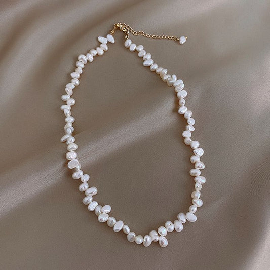 Lulou Minimalist Rice Grain Freshwater Pearl Necklace