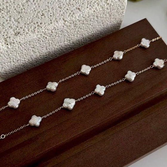 392-Dreamy Flower Natural Four-Leaf Clover Baroque Pearl Bracelet – Minimalist Chic, Starry Silver Design