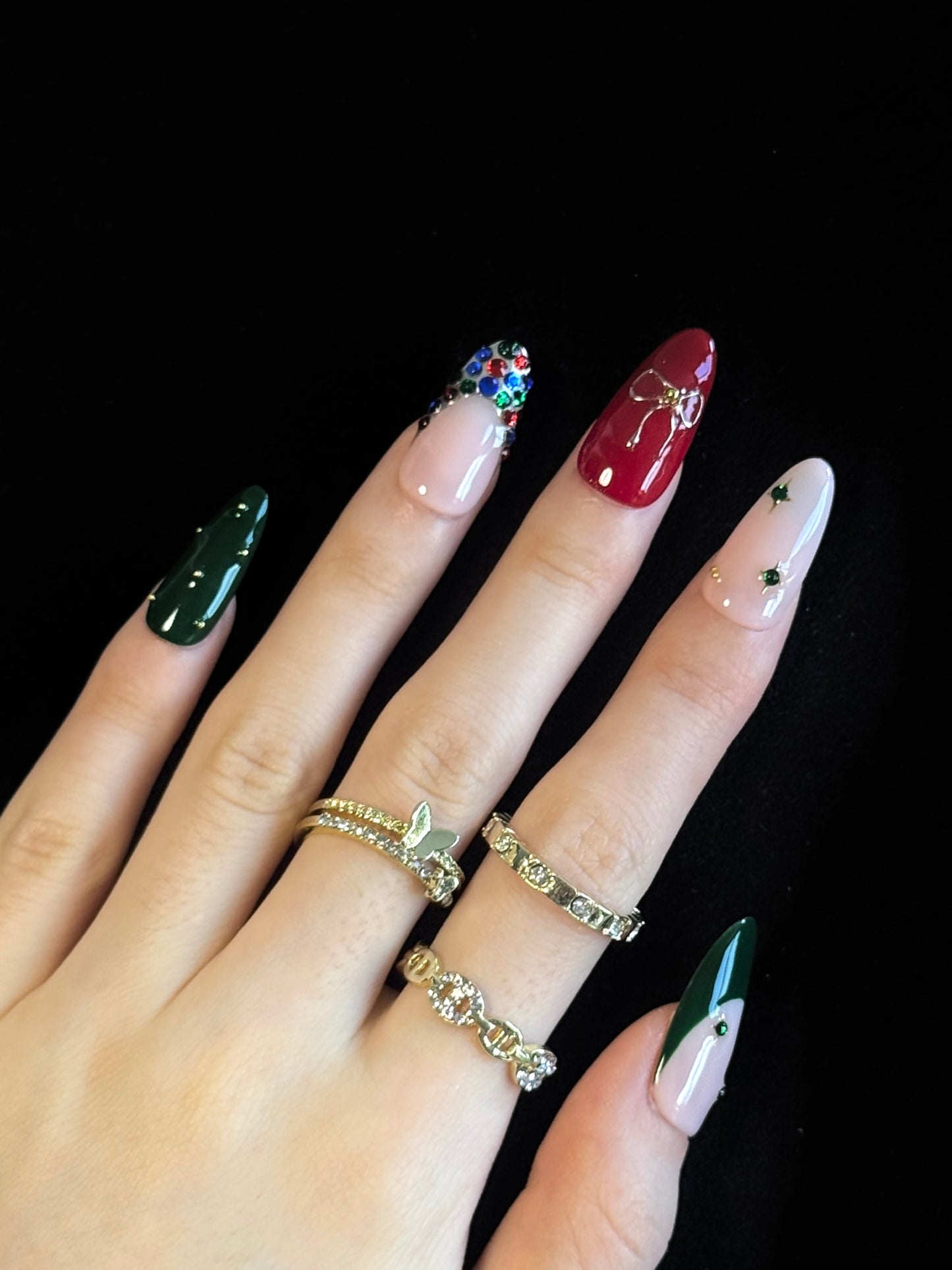 Lulou Berry Noel Long Oval Press On Nails Red Green Contrast Color Diamond Bow Embellishment Handmade Acrylic 10PCS Christmas Winter Holiday Trend 2025