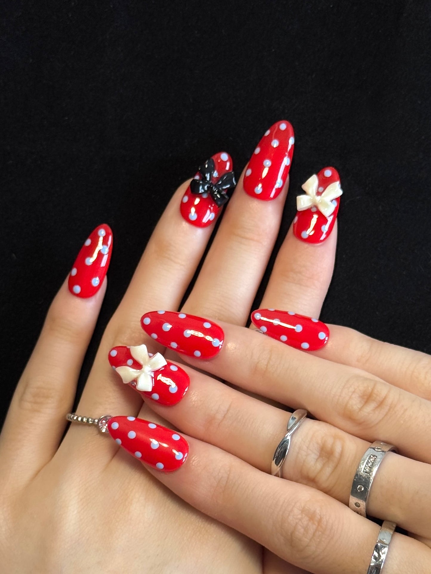 Lulou Minnie Charm Long Oval Press On Nails Red White Polka Dot Black White Bow Decoration Handmade Acrylic 10PCS Christmas Winter Holiday Trend 2025