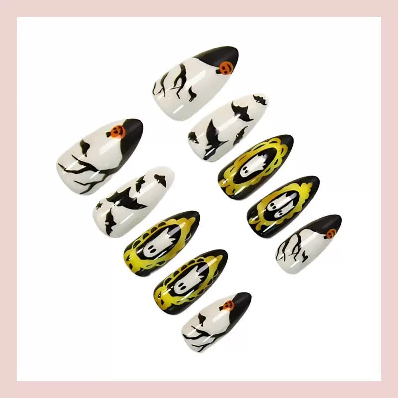 Lulou Haunted Glam Short Almond Oval Press on Nails Black White Glitter 24PCS REUSABLE Acrylic Fake Nails Hand Painted Bat Ghost Halloween Trend 2025