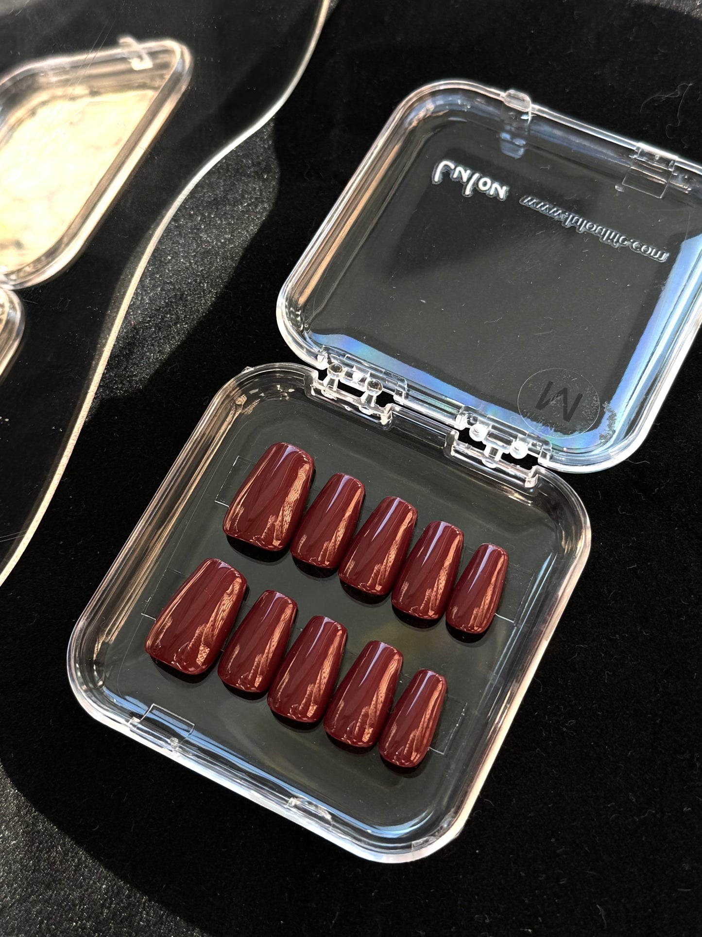 Lulou Red Luxe Gloss Long Square Press On Nails Glossy Solid Tone Handmade Acrylic 10PCS Christmas Winter Holiday Trend 2025