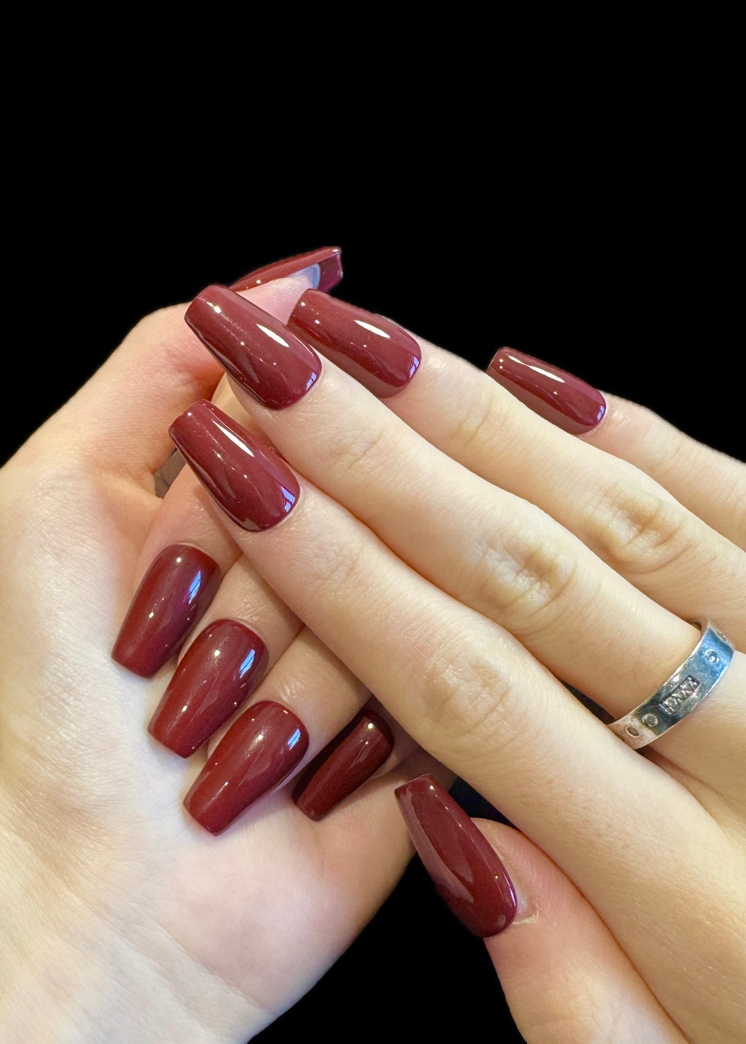 Lulou Red Luxe Gloss Long Square Press On Nails Glossy Solid Tone Handmade Acrylic 10PCS Christmas Winter Holiday Trend 2025