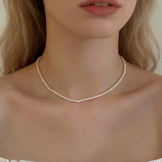 Lulou Minimalist Irregular Freshwater Pearl Necklace